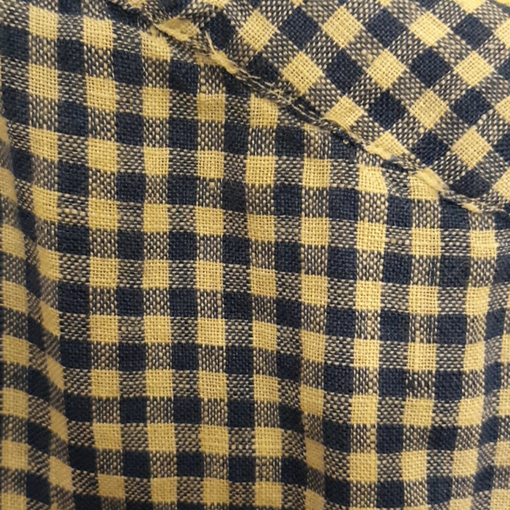 Shirt - Picture 3 of 3
